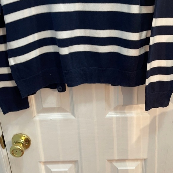 Liz Claiborne V Neck Button Down Cardigan - Medium - Picture 7 of 7